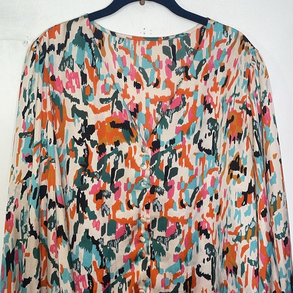 Women's Fall VNeck Long Sleeve Buttoned Down Blouse 2XL - Picture 2 of 7